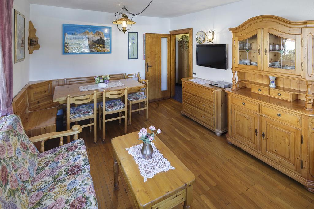 Villa Casanova - Stayincortina Cortina dʼAmpezzo Cameră foto